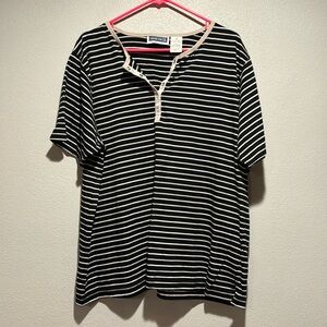 Vintage Erika and co button tee